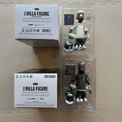 Stussy J DILLA aka JAY DEE FIGURE BY PAY JAY 2 figure set
