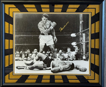 Muhammad Ali Autographed Framed 16X20 Photo (Jsa)