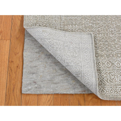 5'9"X9' Gray Wool And Silk Fine Jacquard Hand Loomed Oriental Rug