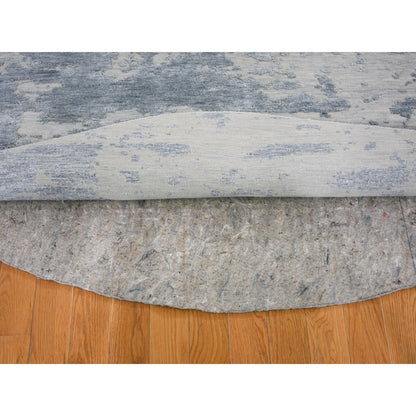 7'10"X7'10" Round Abstract Wool & Silk Denser Weave Hand Knotted Rug