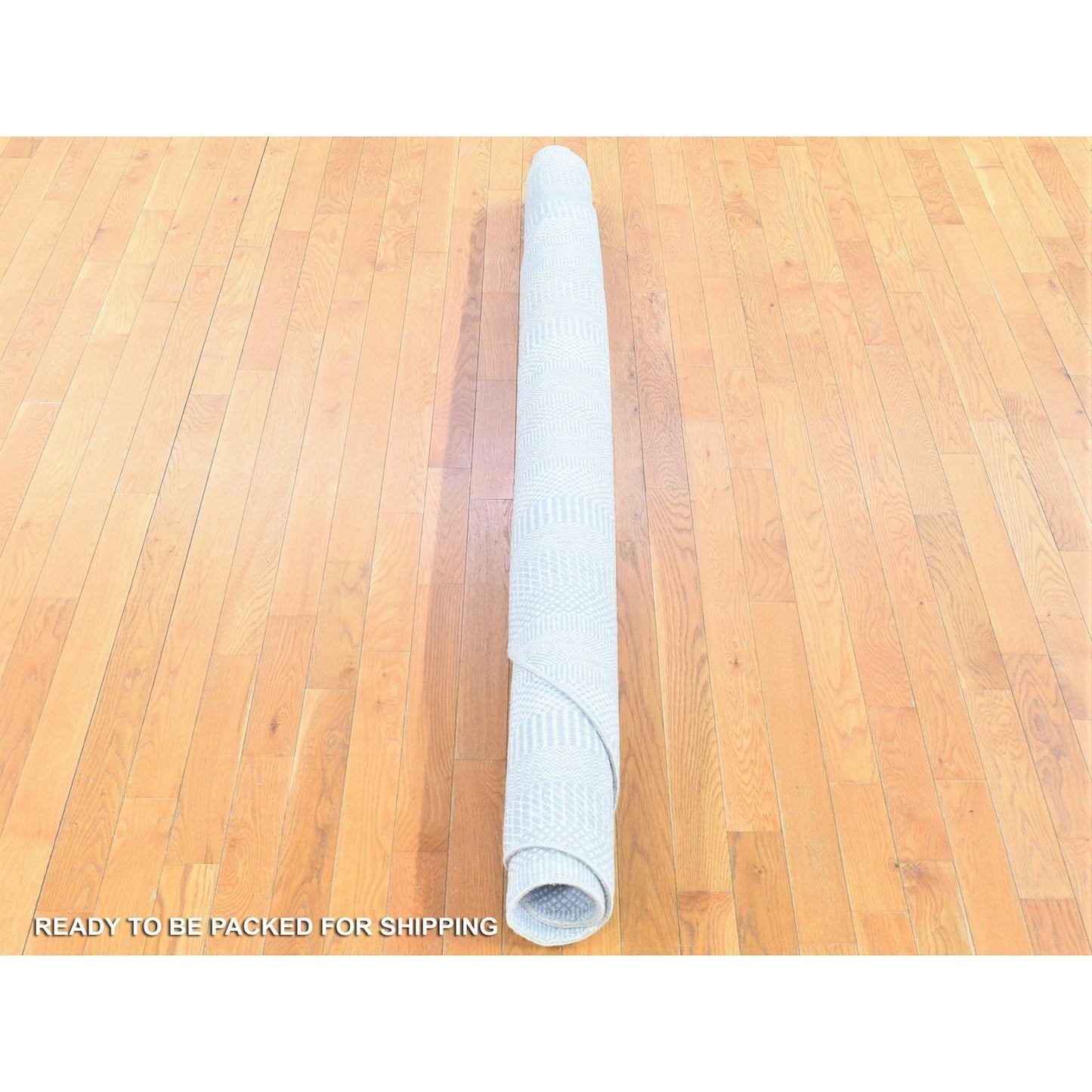 Rug 7'9"x7'9" Ivory Modern Grass Design Wool and Silk Hand Knotted Round