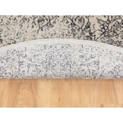 5'10"X5'10" Round Fine Jacquard Hand Loomed Erased Design Wool & Silk Rug