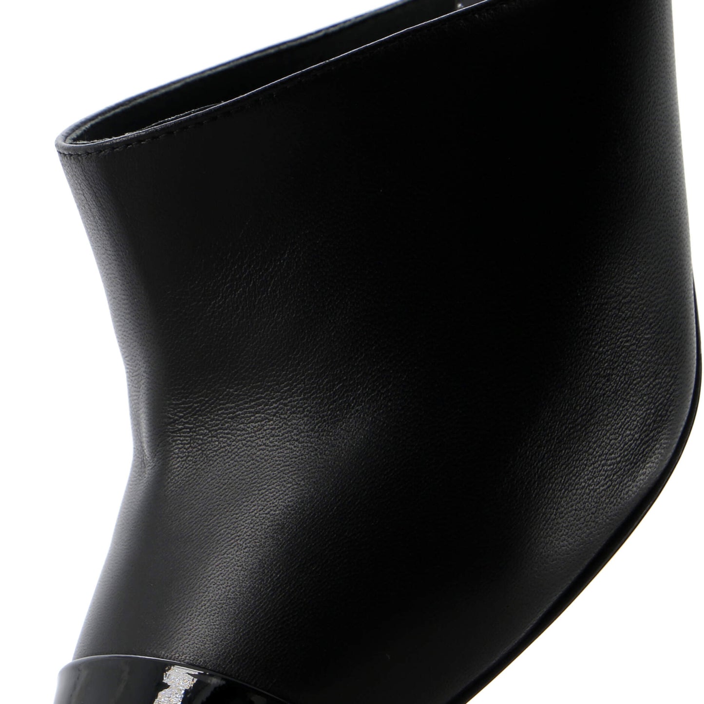 Chanel Women'S Pointed Toe Heeled Mules Leather With Faux Pearls