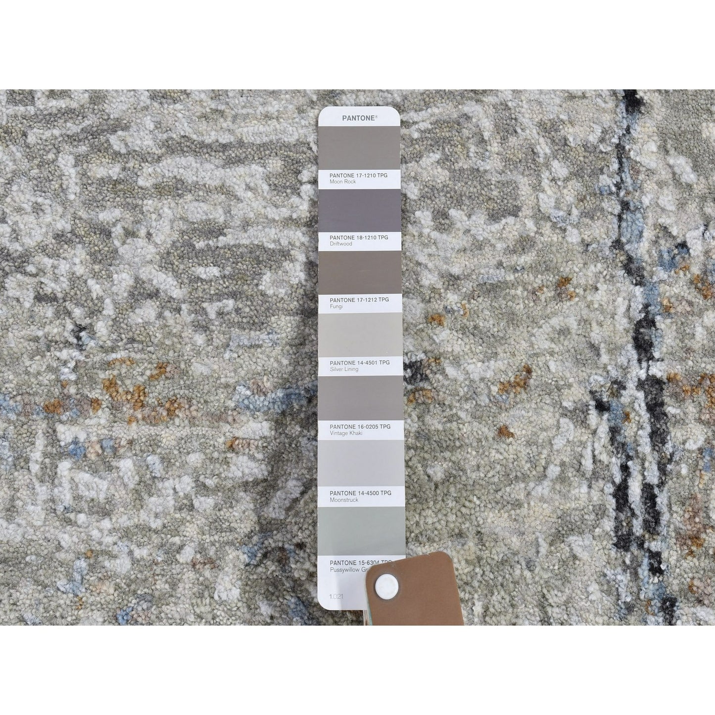 2'5"X10'2" Abstract Design Wool Denser Weave Hand Made Runner Rug