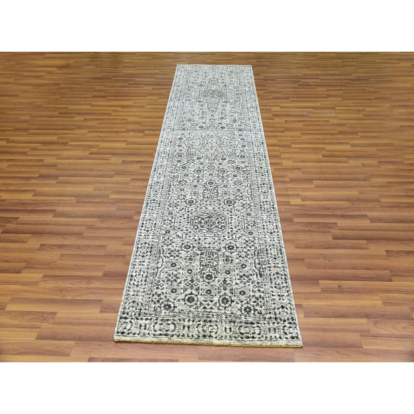 2'9"X10' White Mamluk Dynasty Design Undyed Wool Hand Knotted Runner Rug