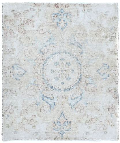 Muted Cream Floral Design Semi-Antique 2'6X2'11 Oriental Rug