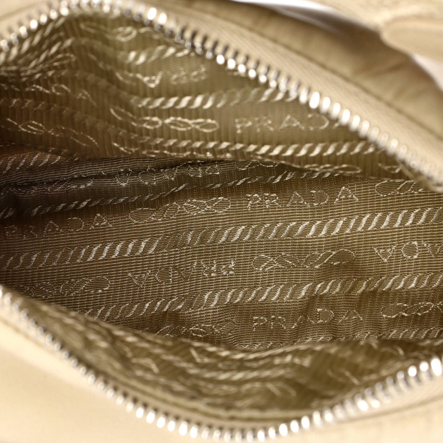 Prada Re-Edition 2005 Shoulder Bag Tessuto Small