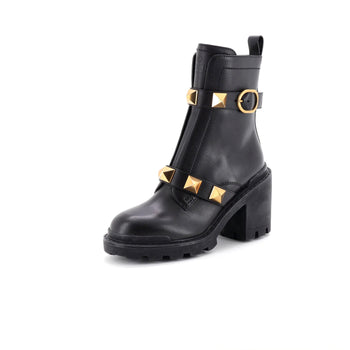 Valentino Garavani Women'S Roman Stud Combat Ankle Boots Leather