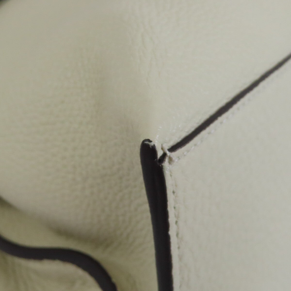 Gucci  392013 Handbag 2Way Leather