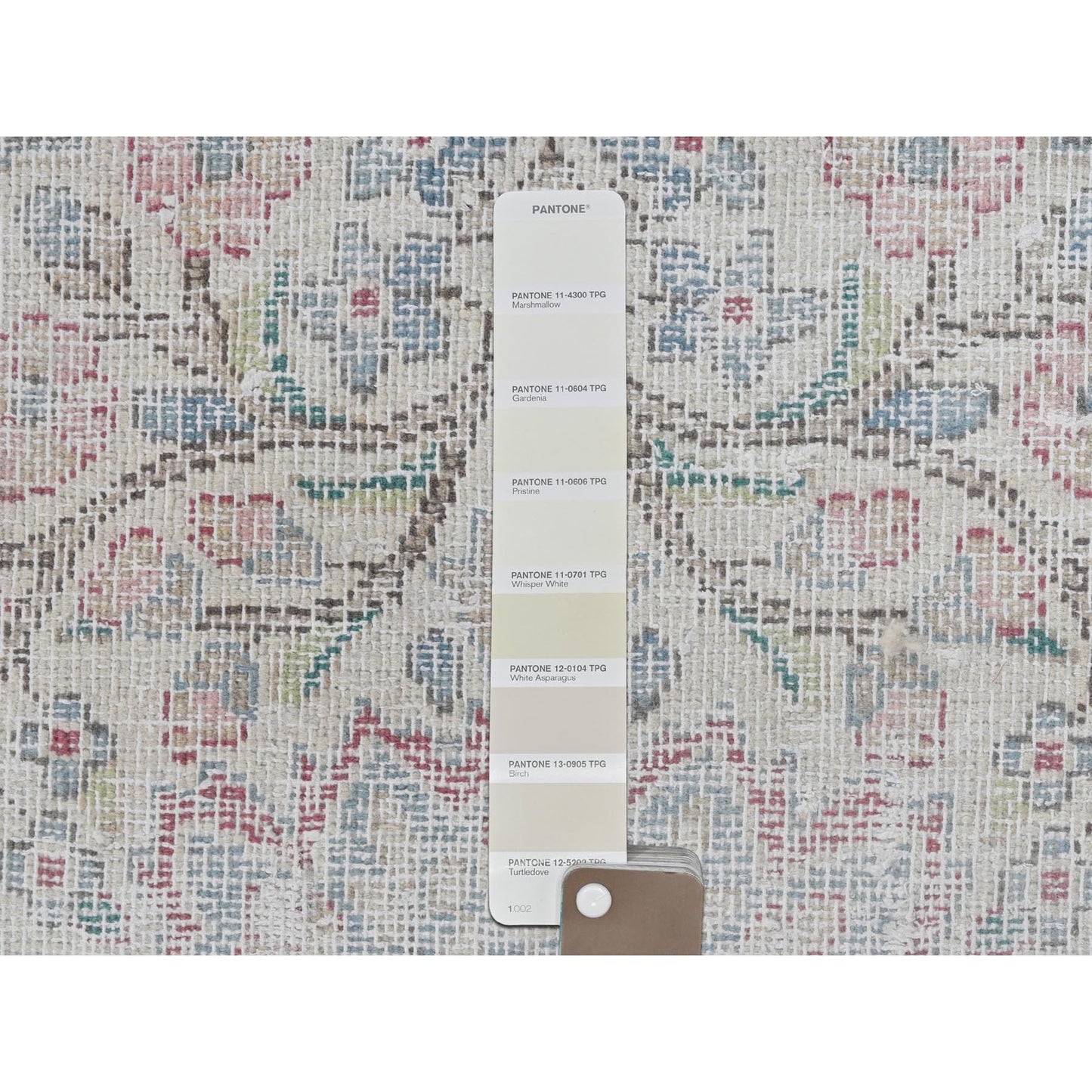 1'10"X2'6" Ivory Vintage Farsian Karman Worn Wool Hand Knotted Mat Rug