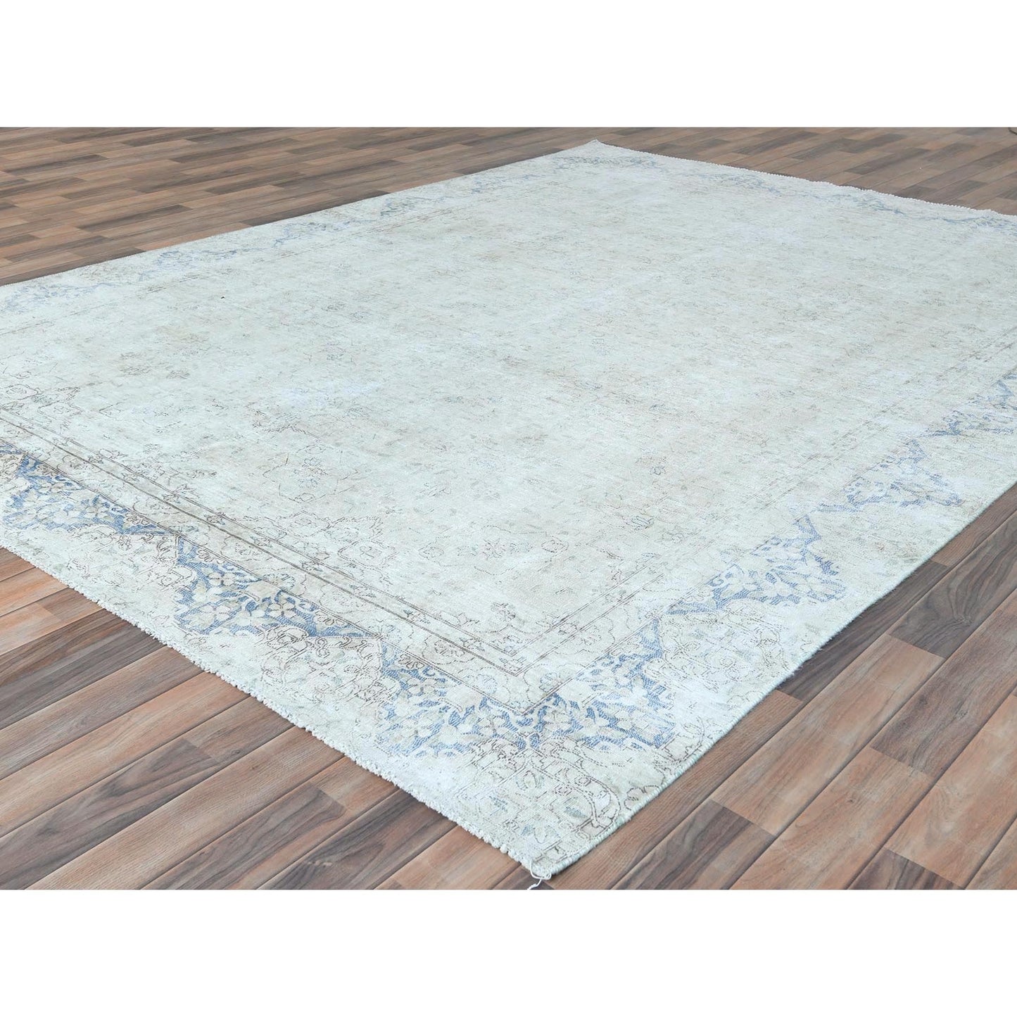 8'1"X10'9" Ivory Distressed Shabby Chic Farsian Hand Knotted Wool Rug