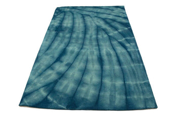 Hand-Tufted Ocean Blue Tie-Dye Wool Rug Modern