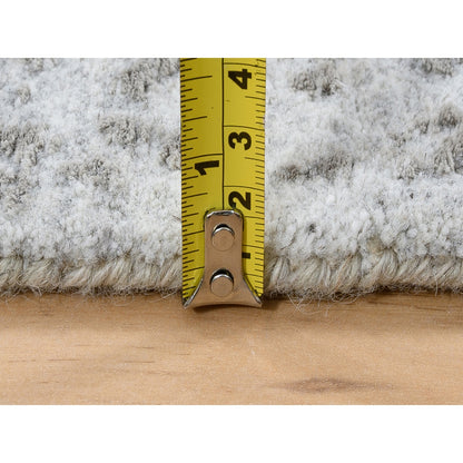 2'7"x7'9" Wool and Pure Silk Hand Knotted Gray Broken Farsian Runner Rug