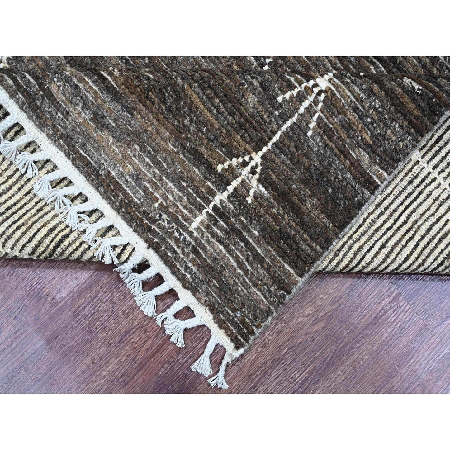 8'X10' Brown Moroccan Weave Geometric Design Hand Knotted Soft Wool Rug