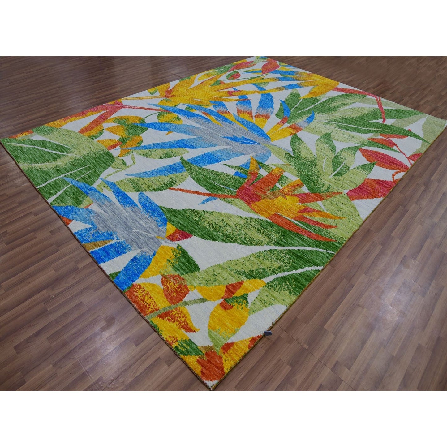 9'X12'3" White Modern And Botanical Design Hand Knotted 100% Wool Rug