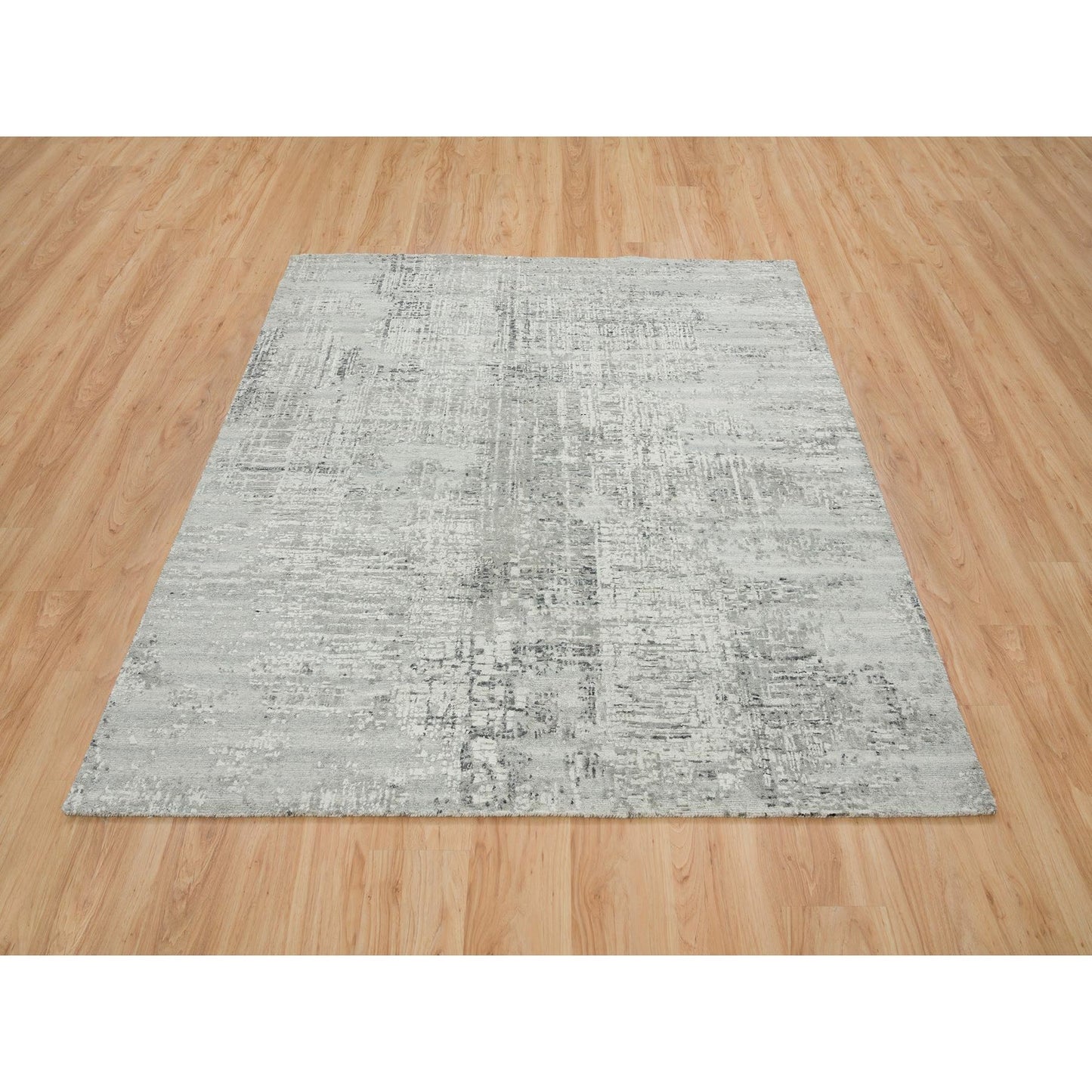 Modern Hand Knotted Light Gray Square Oriental 6'2" Design Rug