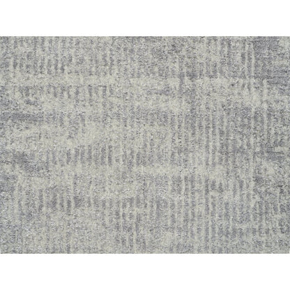 2'6"X6' Hand-Loomed Gray Fine Jacquard Modern Wool And Silk Runner Rug