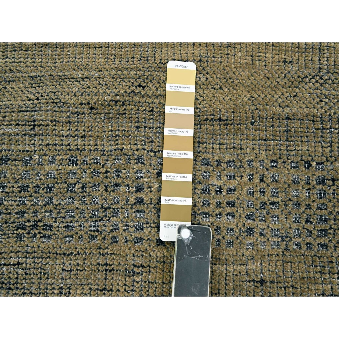 2'6"X8' Black & Brown Oxidized Grass Design Wool Hand Knotted Runner Rug