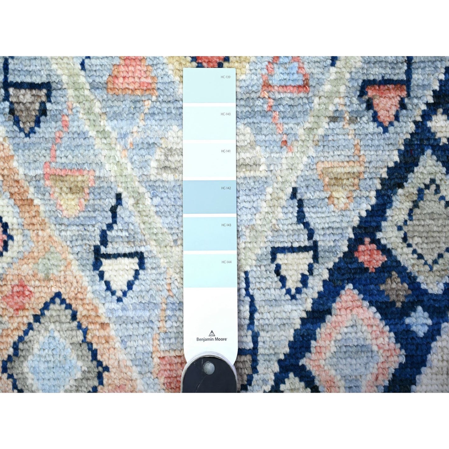 3'2"X10'2" Arctic Blue Hand Knotted Village Inspired Shiny Wool Rug