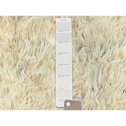 3'X5'4" Beige Undyed Natural Wool Hand Knotted Shaggy Moroccan Rug