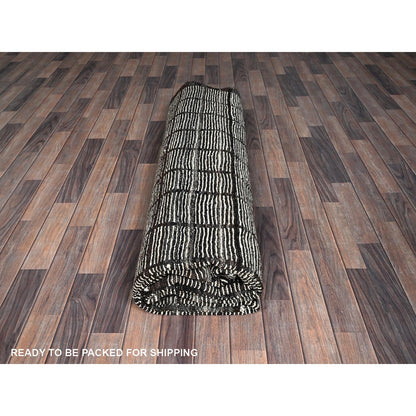 9'7"X11'8" White Moroccan Weave With Grid Design All Wool Hand Knotted Rug