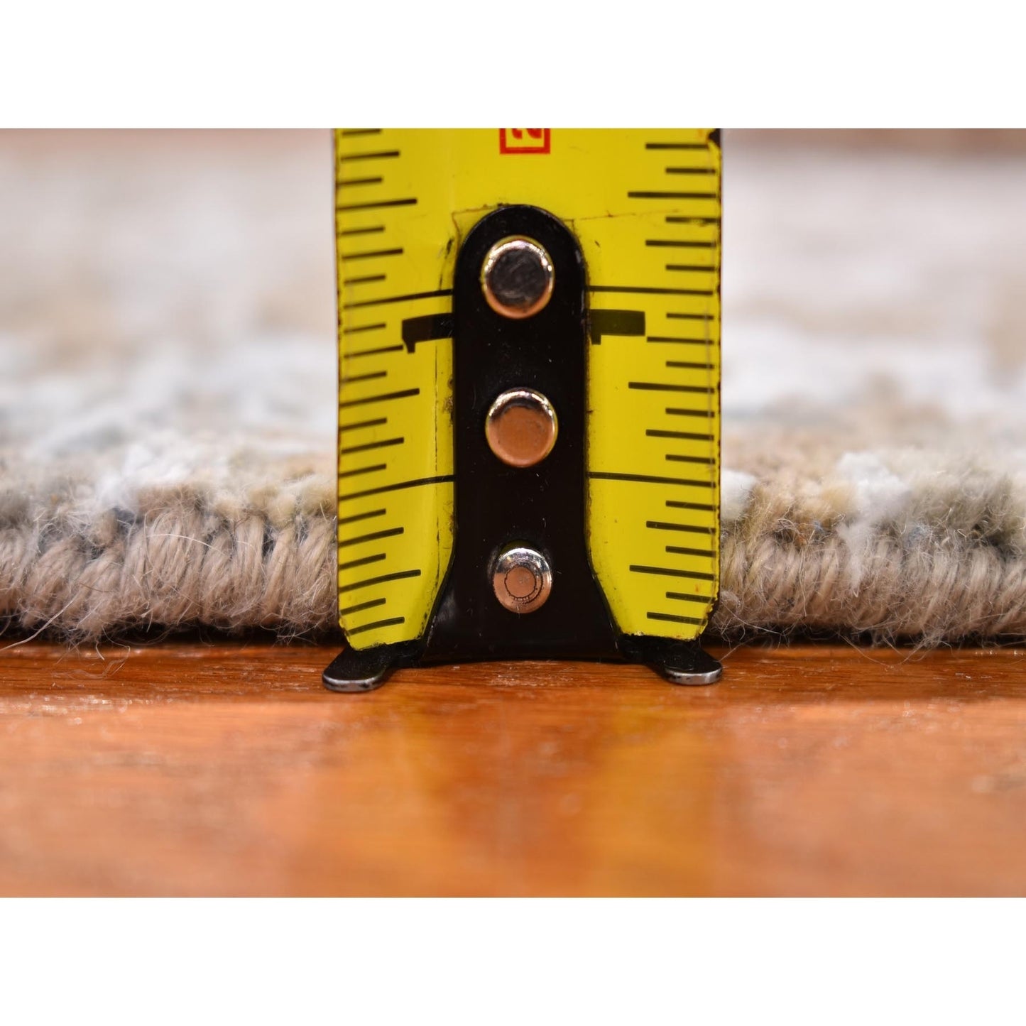 2'6"X10' Abstract Design Wool & Silk Hi-Low Pile Denser Weave Runner Rug