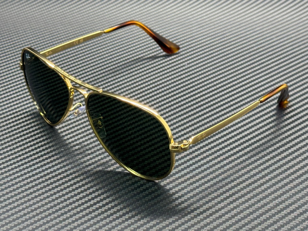 RAY BAN RB3925 001 31 Arista Gold Green Unisex 62 mm Sunglasses