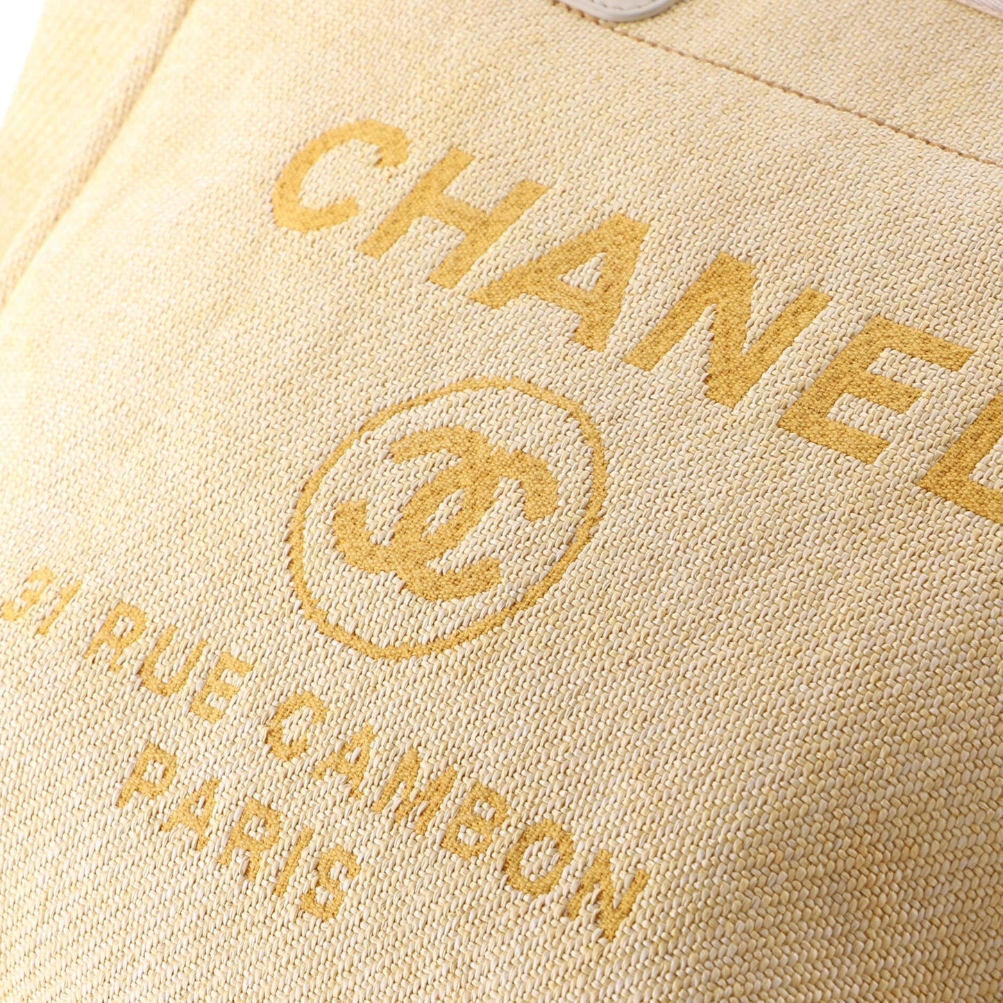 Chanel Deauville Tote Raffia Medium