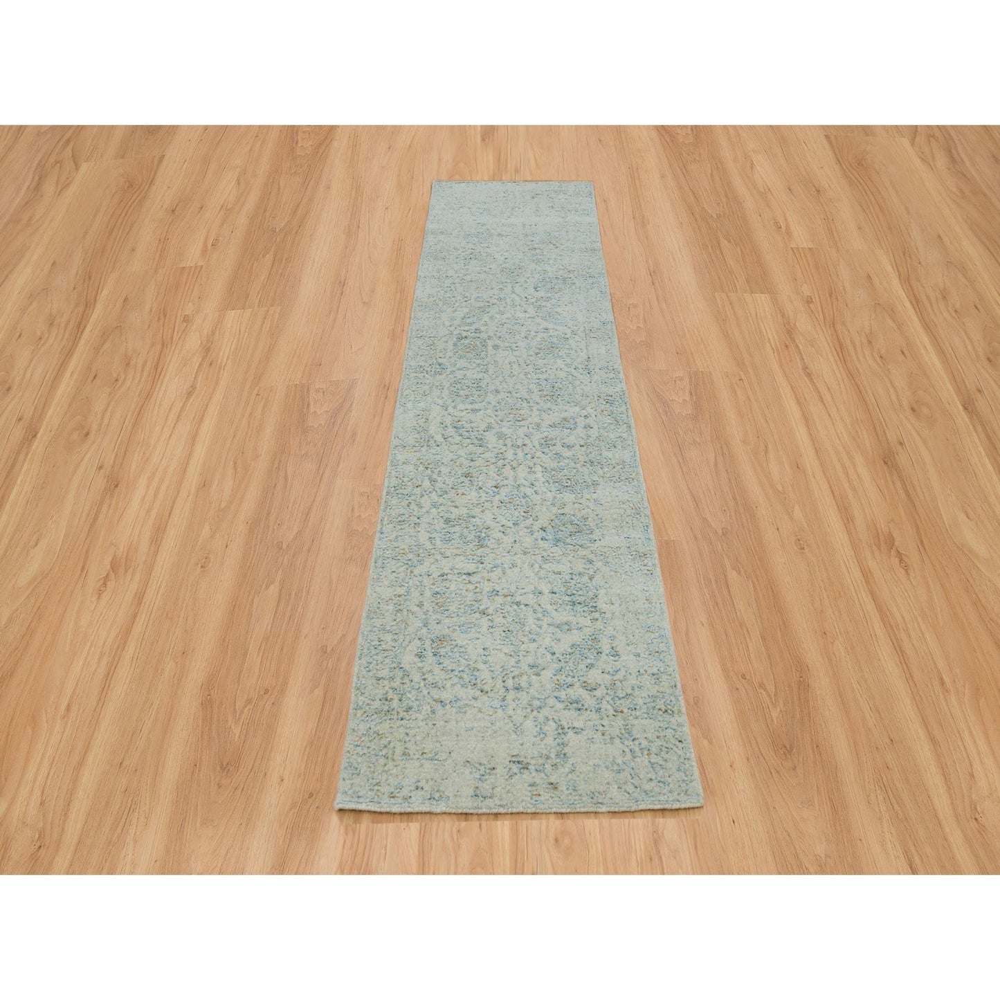 2'6"X10' Gray Fine Jacquard Hand Loomed Wool And Silk Runner Rug