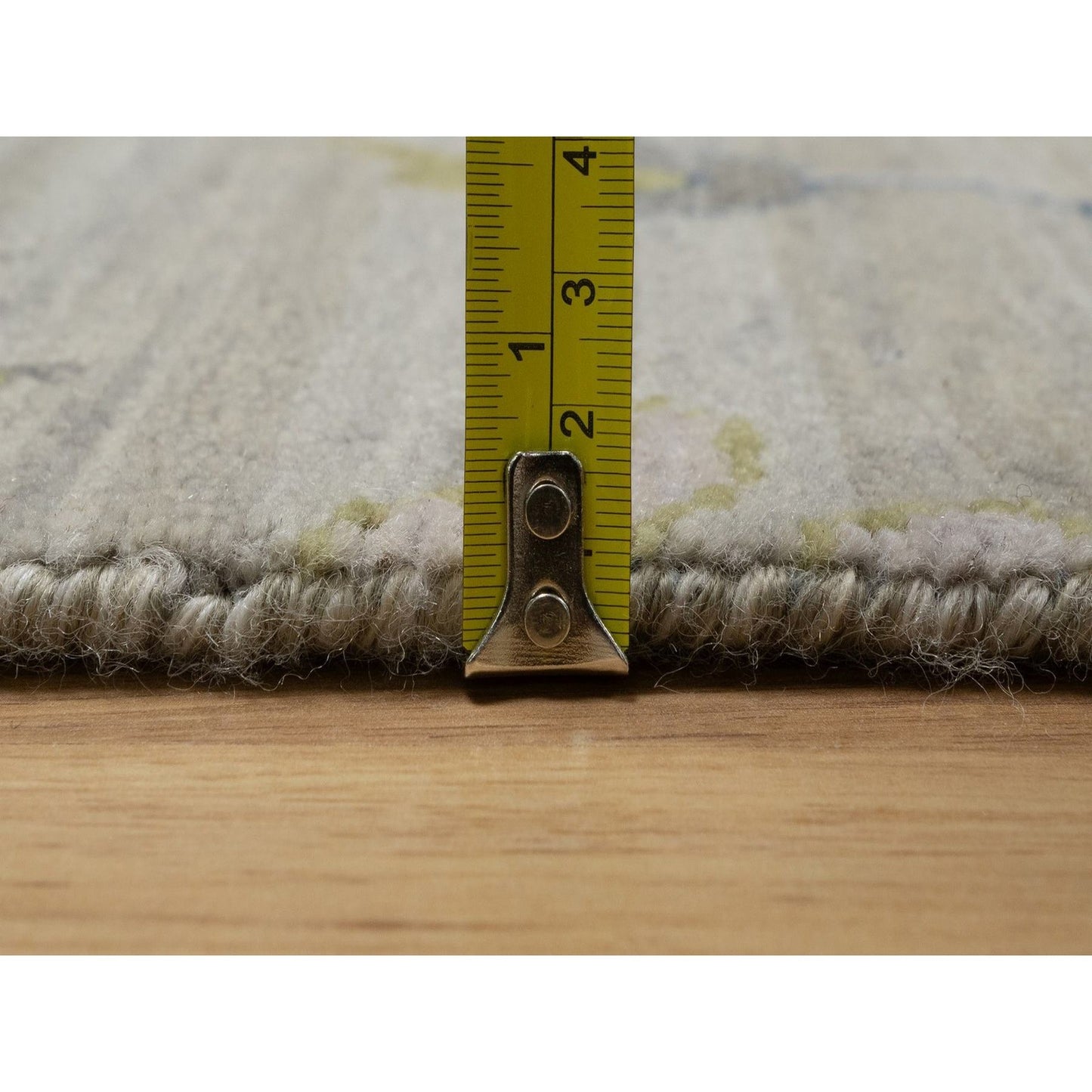 2'1"X3' Gray Broken Pattern Agra Design Pure Wool Hand Knotted Mat Rug