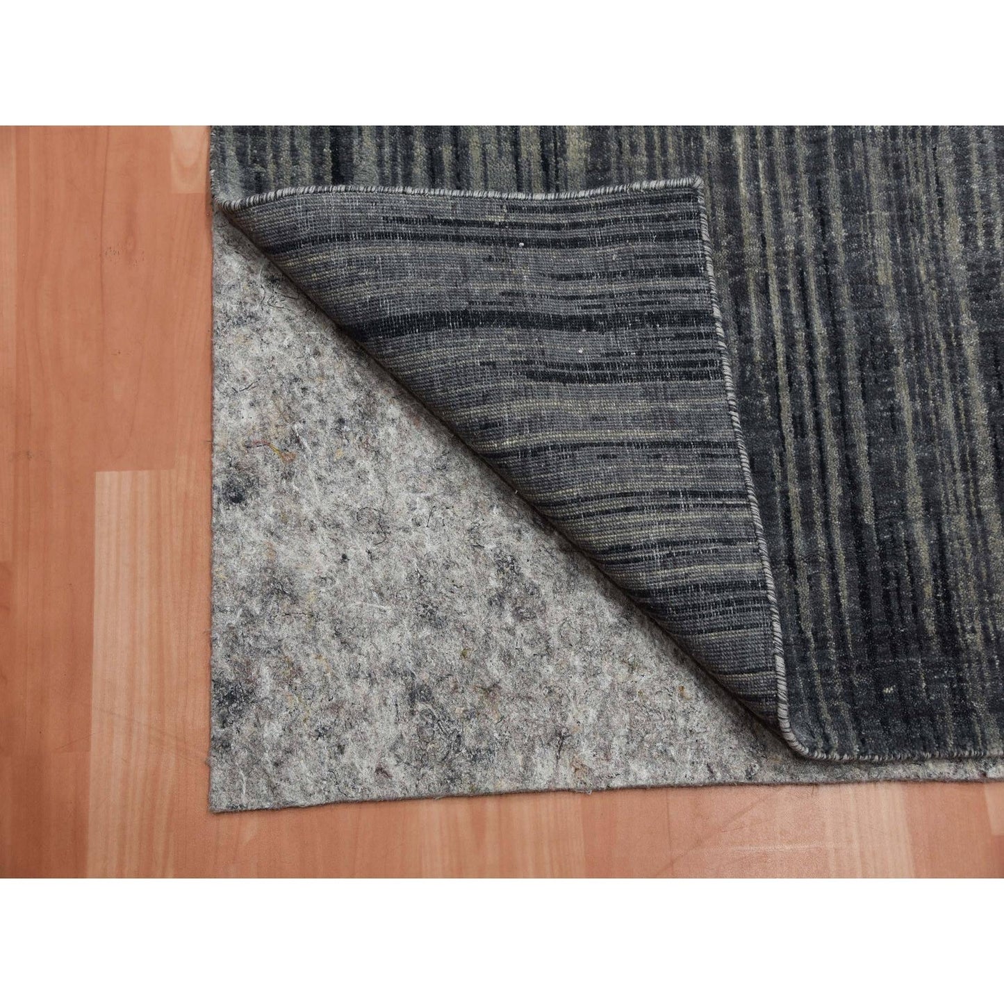 2'6"X12'6" Gray Modern Ombre Design Pure Wool Hand Knotted Runner Rug