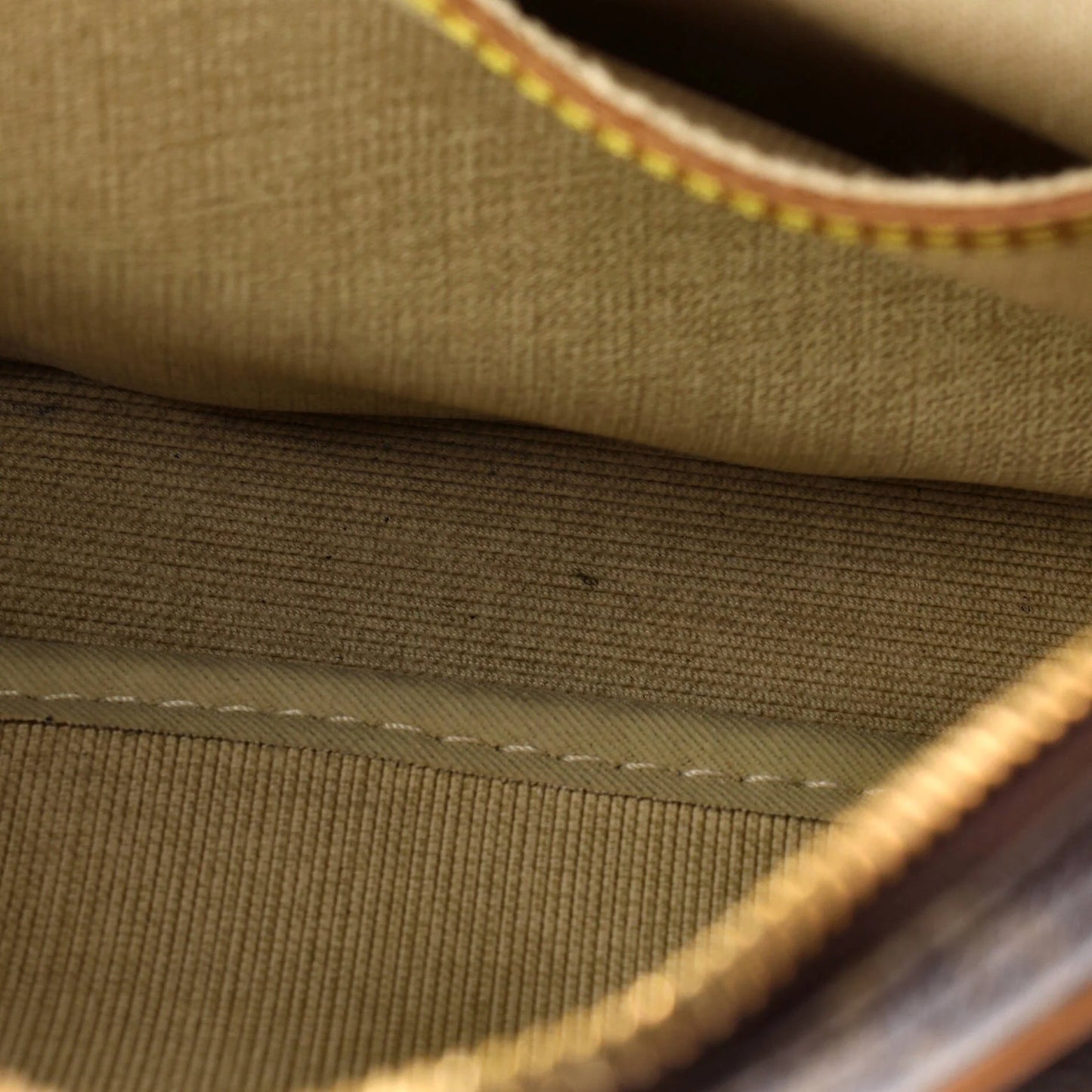 Louis Vuitton Reporter Bag Monogram Canvas Pm