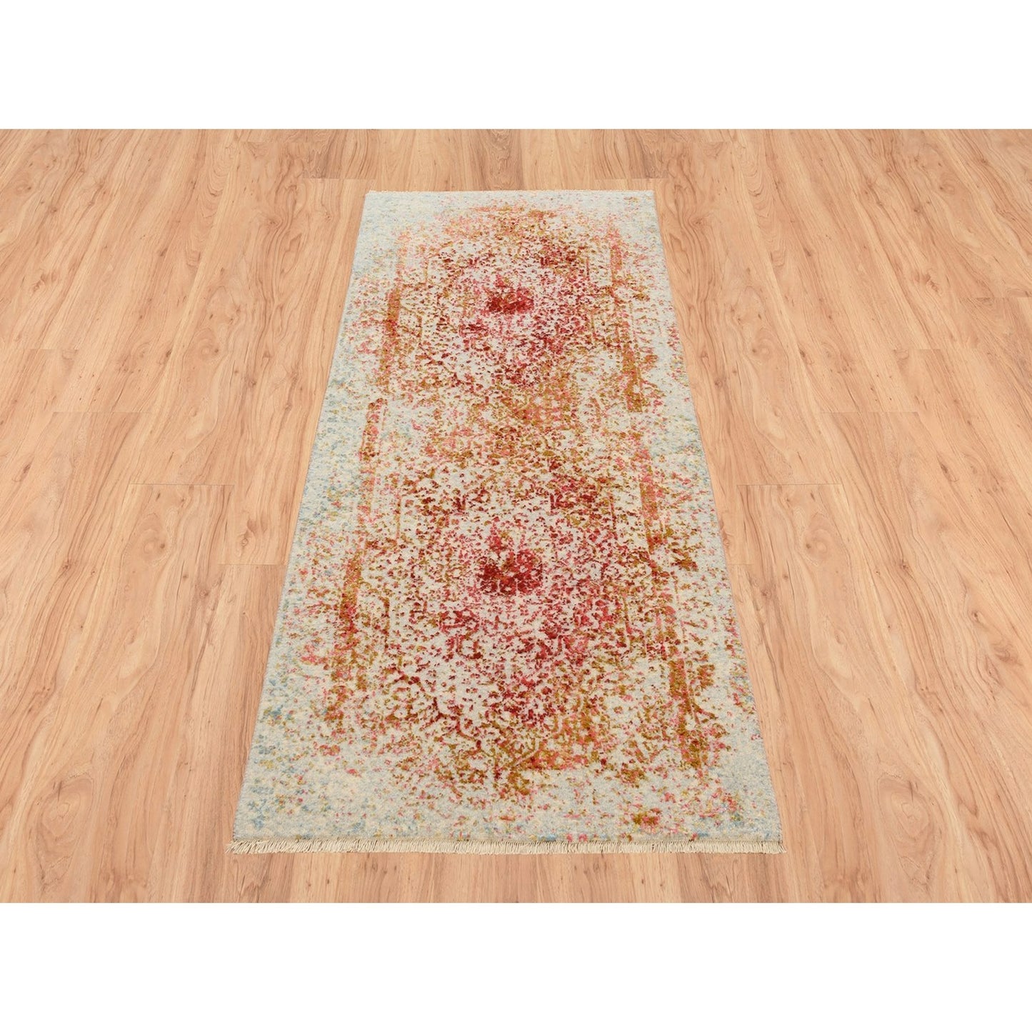 2'6"X6' Ivory Farsian Design Wool And Pure Silk Hand Knotted Runner Rug