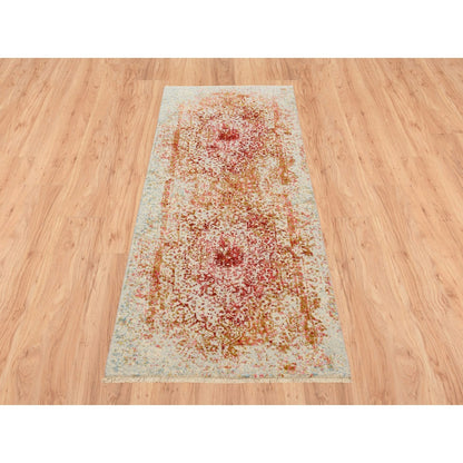 2'6"X6' Ivory Farsian Design Wool And Pure Silk Hand Knotted Runner Rug