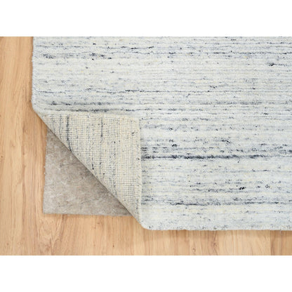 5'X7' Ivory Hand Loomed Plain Modern Striae Design Soft Wool Rug