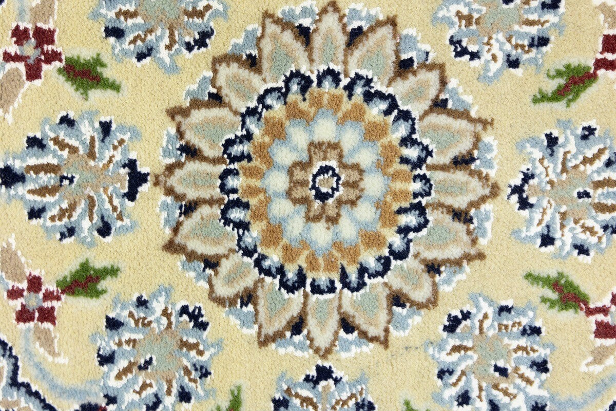 Handmade Indo-Nain Oriental Area Rug Floral