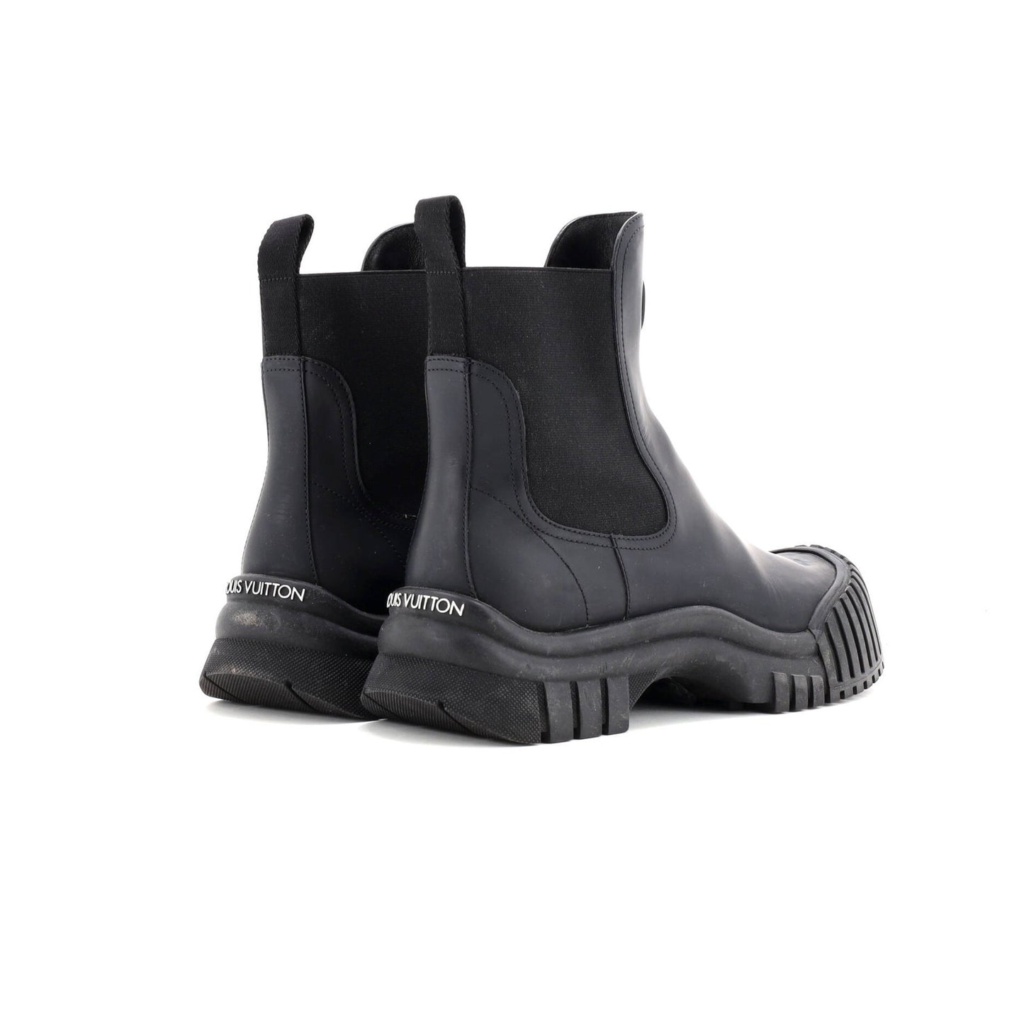 Louis Vuitton Women'S Ruby Flat Ranger Chelsea Boots Leather