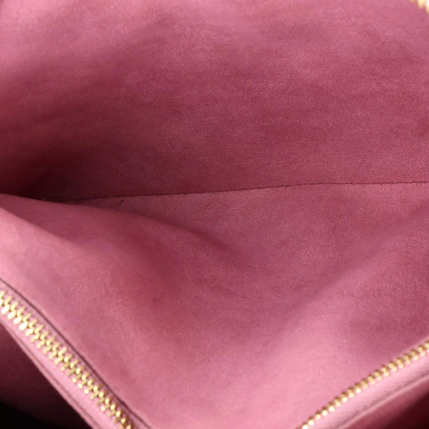 Louis Vuitton Coussin Bag Monogram Flower Embossed Lambskin Pm