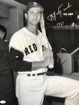 Carl Yastrzemski Autographed 16X20 Photo (Jsa)
