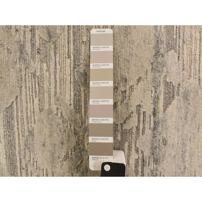 8'1"X8'1" Gray Undyed Natural Wool Modern Hand Knotted Round Rug