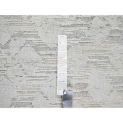 6'X6' Gray Modern Undyed Natural Wool Hand Knotted Round Oriental Rug