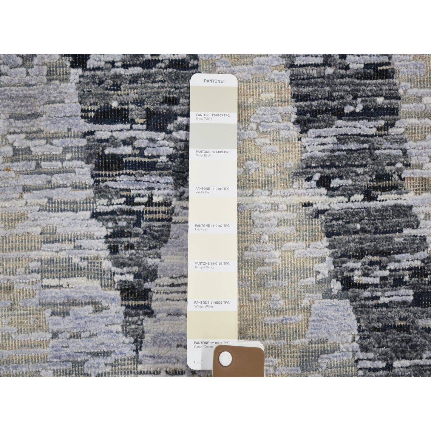 2'X3' Dimensional Curtains Gray Silk With Textured Wool Oriental Rug