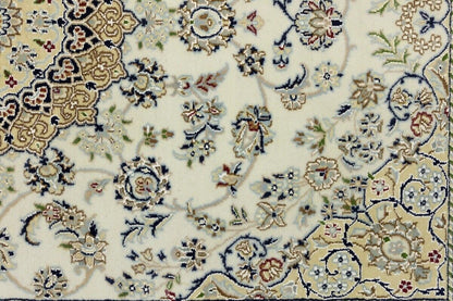 Hand-Knotted Floral Indo-Nain Rug Traditional