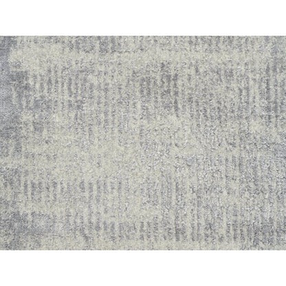 2'7"X10' Fine Jacquard Gray Hand Loomed Modern Wool And Silk Runner Rug