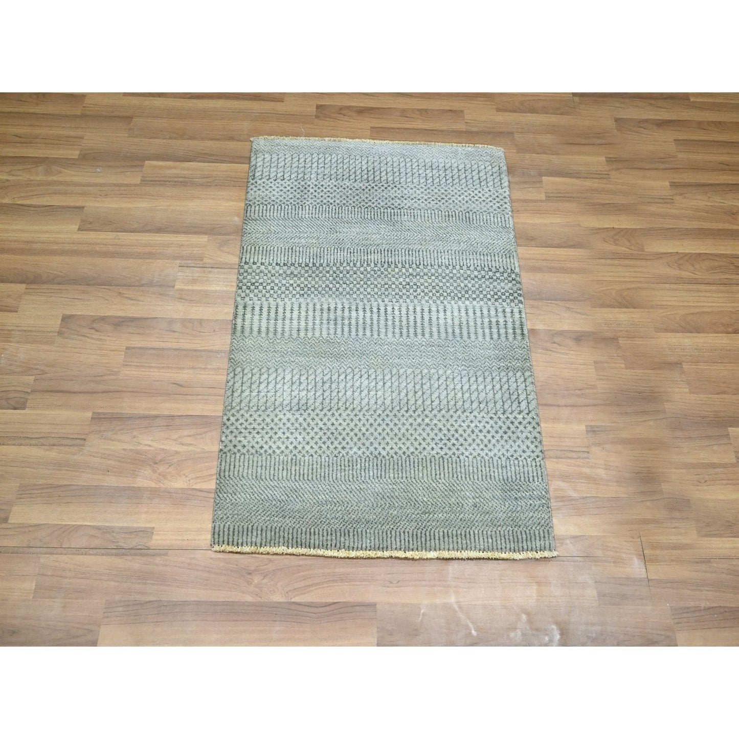 2'X3' Gray Modern Grass Design Wool With Silk Hand Knotted Mat Small Rug