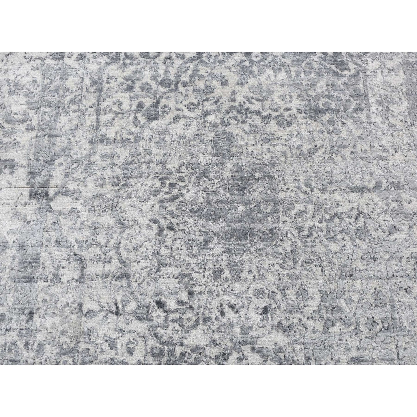 4'1"X6' Gray Erased Zoroastrian Design Wool And Silk Hand Knotted Rug