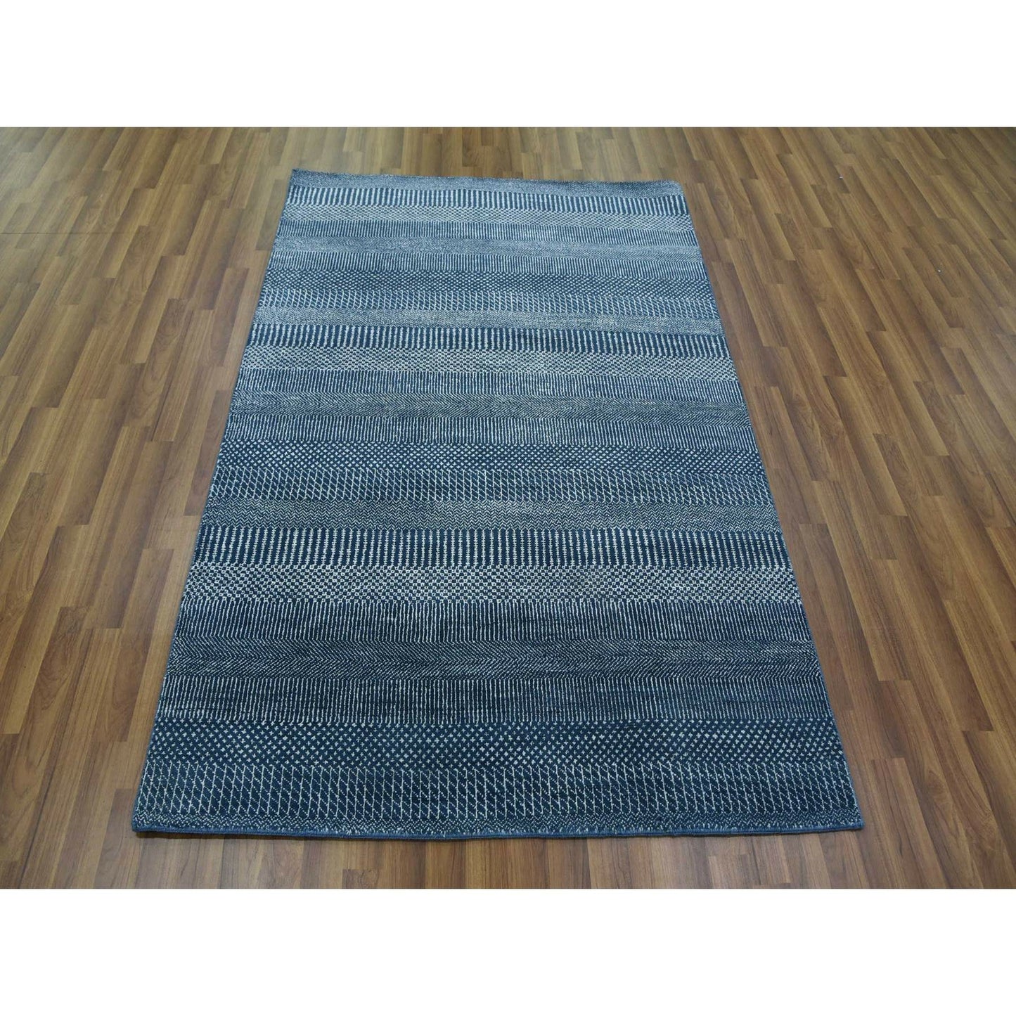 4'1"X6'1" Blue Wool And Silk Hand Knotted Modern Grass Design Gabbeh Rug