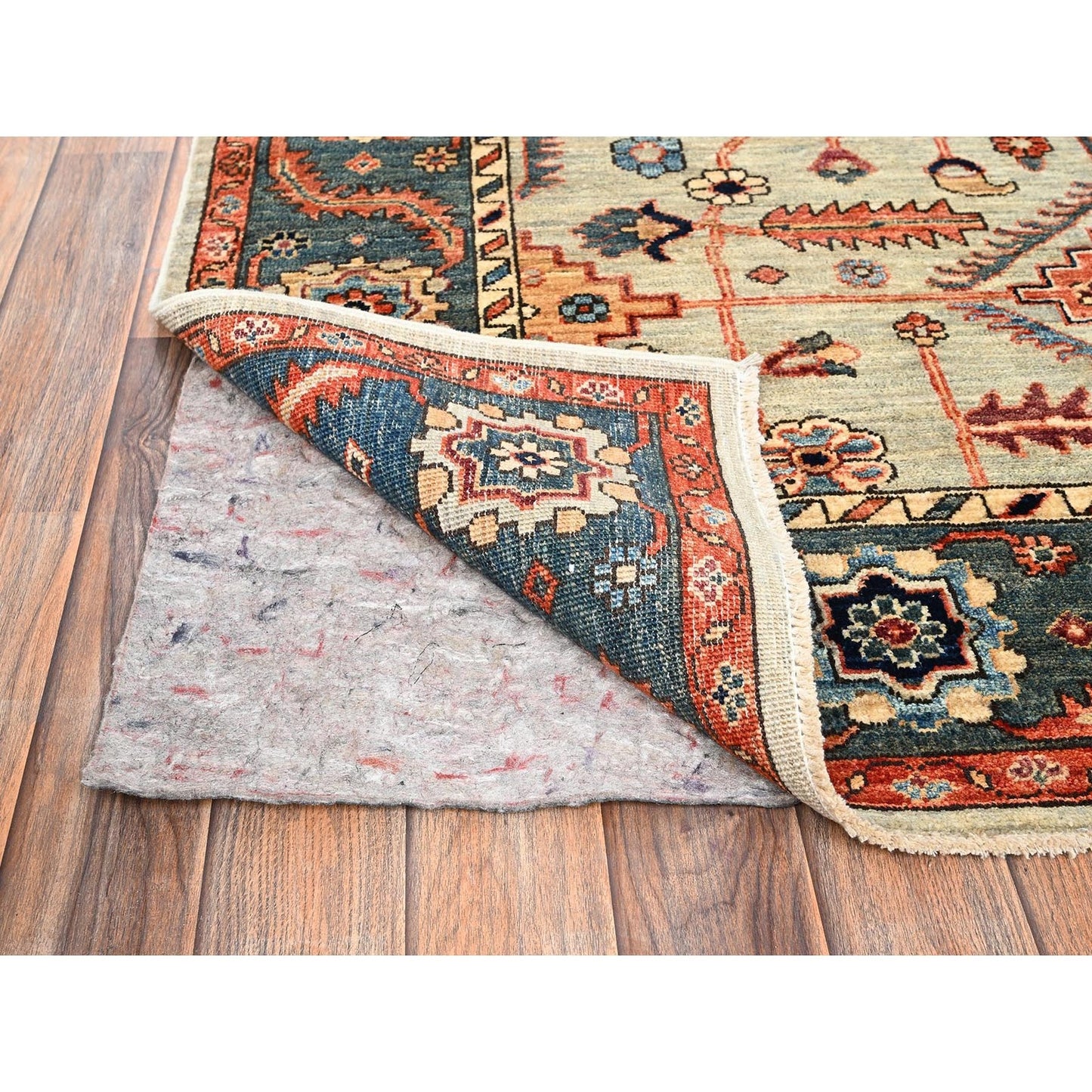 5'X7' Light Green Heris All Over Design Aryana Grade Hand Knotted Wool Rug