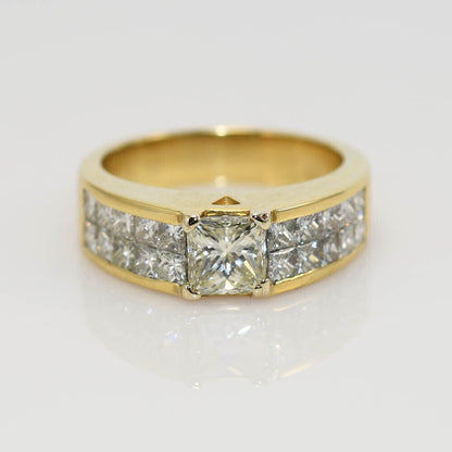 18K Yellow Gold Diamond Ring 1.00Ct Ctr Princess,