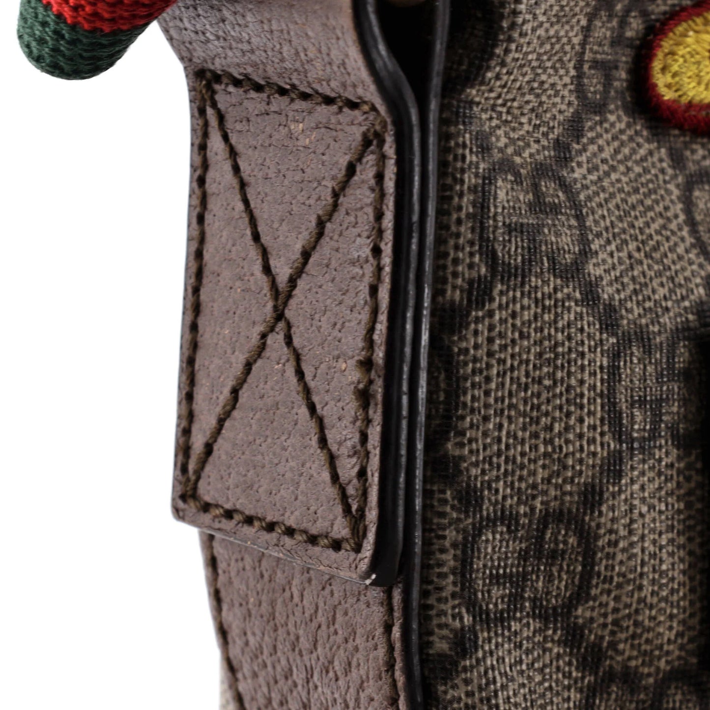 Gucci Courrier Zip Messenger Gg Coated Canvas With Applique Medium